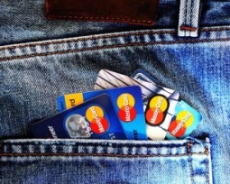 Diferencia entre tarjeta de débito y tarjeta de crédito